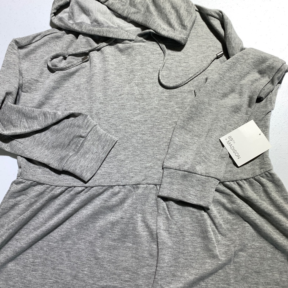 89th & Madison  Women's Ladies Hooded Peplum Jacket in size Large /Gray